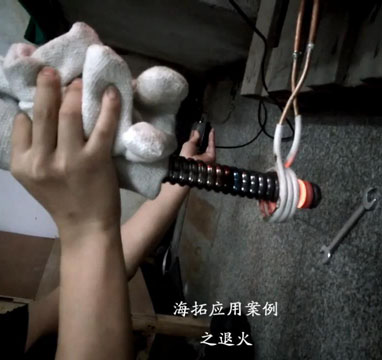 高频加热机对螺纹钢蜜桃精品视频加热退火试样打样视频