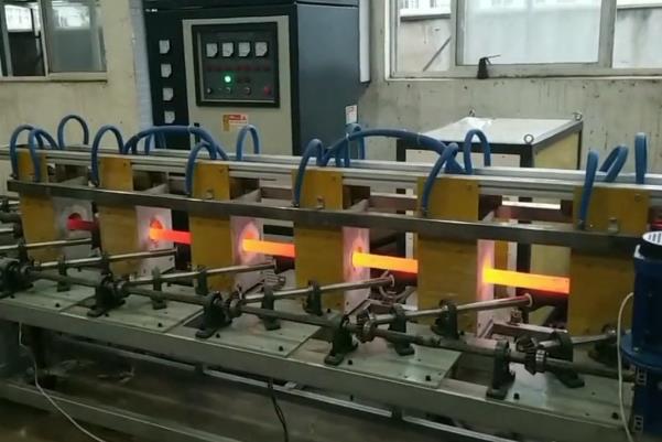 中频圆钢调质生产线实拍 中频蜜桃精品视频加热设备