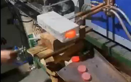 超音频蜜桃精品视频加热炉 铁饼自动送料上料加热处理