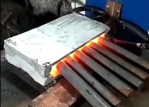 高频蜜桃精品视频加热设备加热到1000度，取下回收回来的钻头钨钢