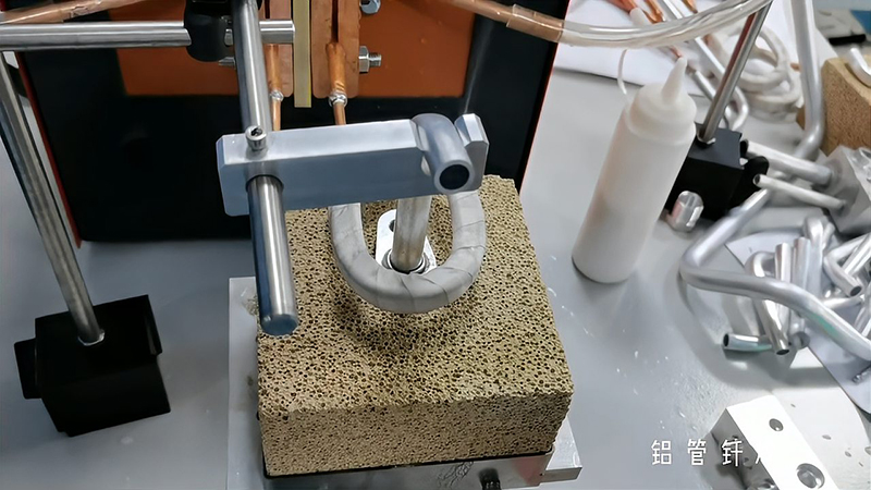 自动化蜜桃精品视频焊接设备在铝件焊接中的应用主要体现在以下几个方面