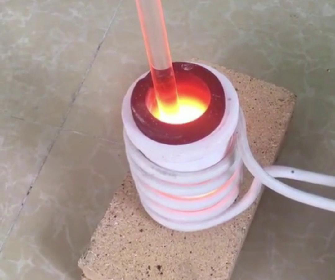 小型高频熔炼炉：家用电压，高效熔炼