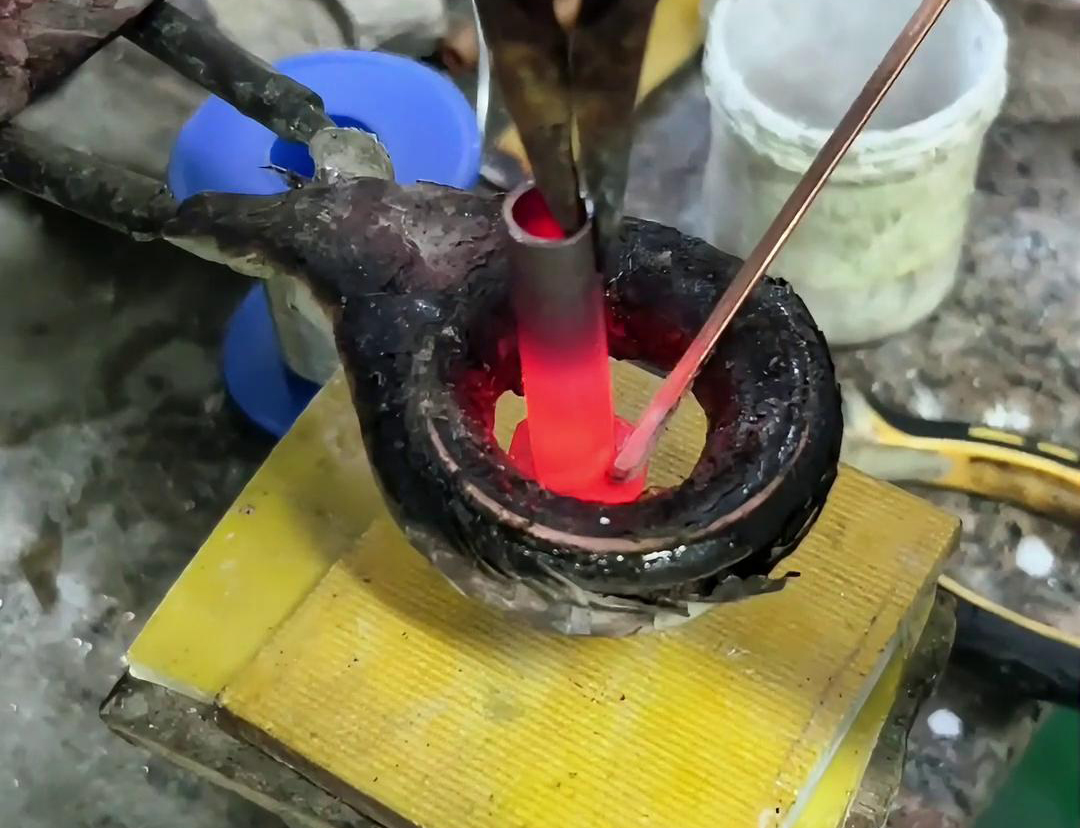 铜管焊接不用愁，高频焊机来解忧