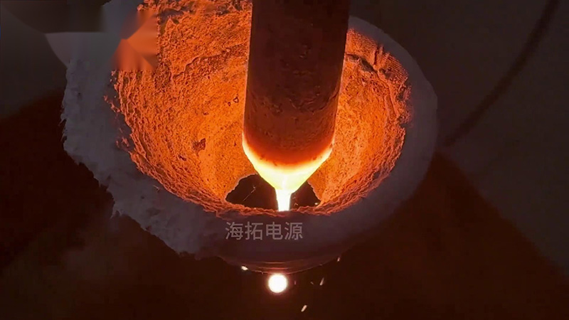 40KW的超高频蜜桃精品视频加热设备，频率800Khz，用