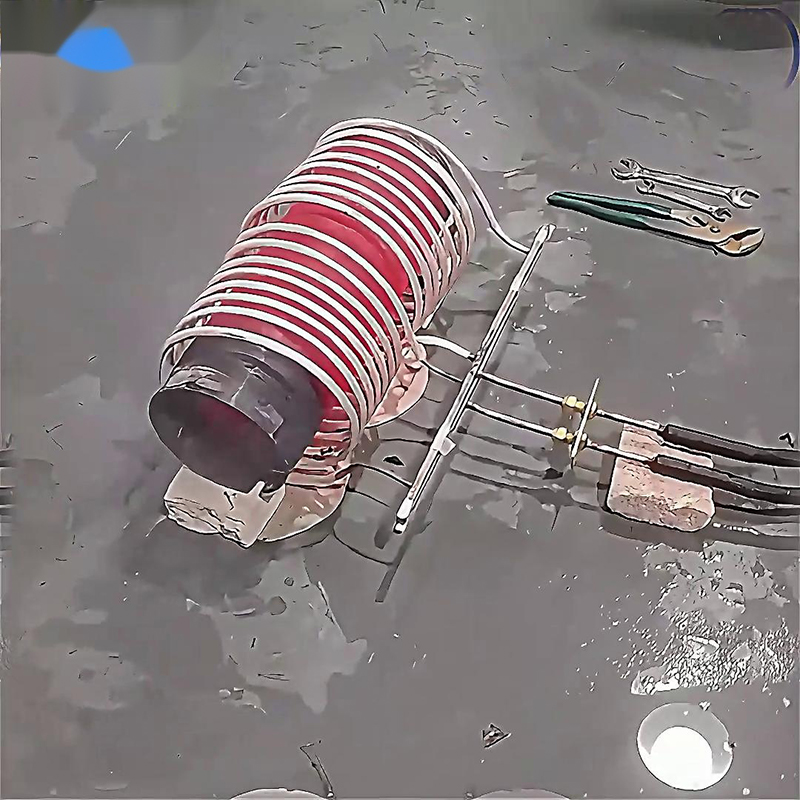 中频蜜桃精品视频加热设备对直径180mm、长度300mm的钢管进行加热测试