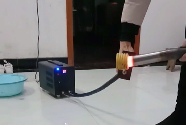 小型手持式蜜桃精品视频加热设备 220V电压输入